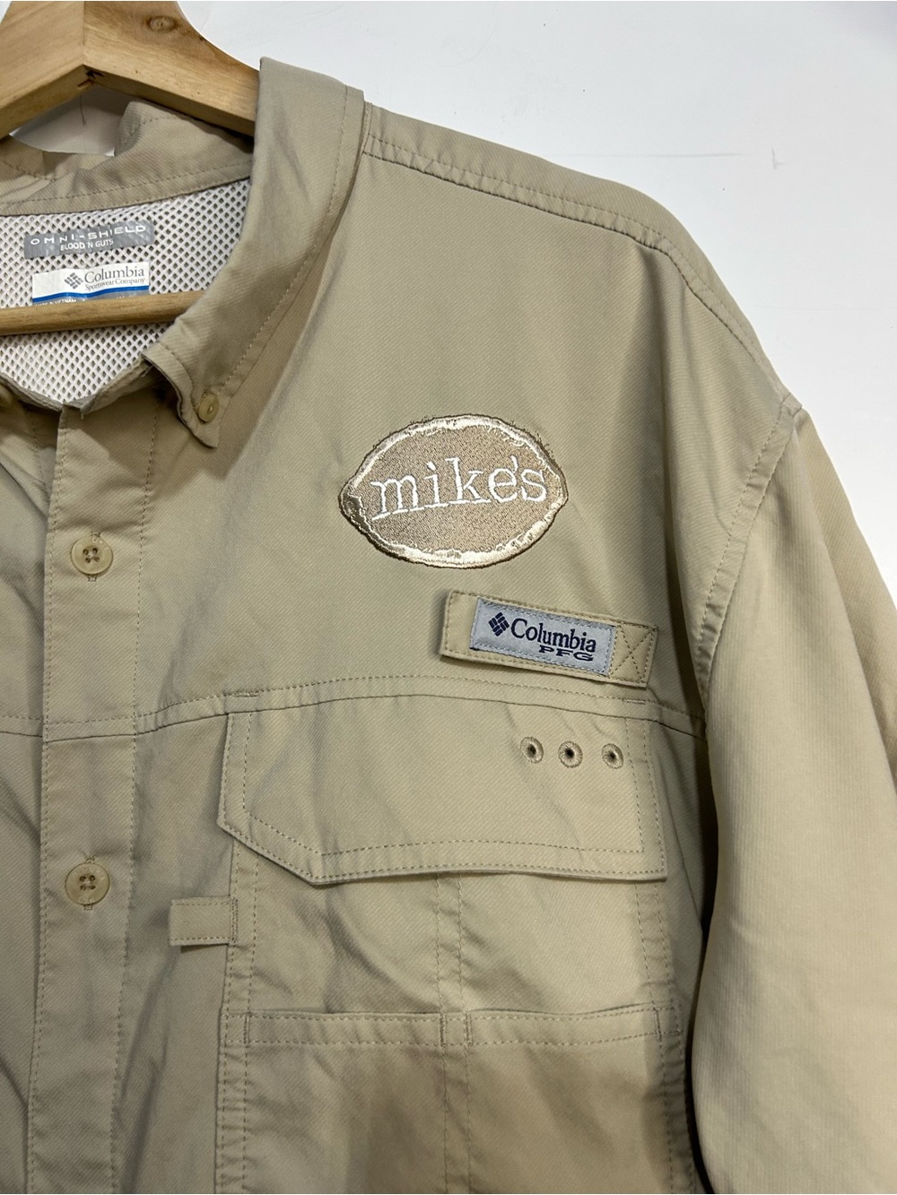 Columbia Men's Short Sleeve Button Down Shirt - Tan - Picture 3 of 6